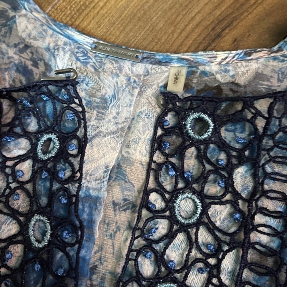 Elie Tahari | Avan Long-Sleeve Lace-Trim Chiffon … - image 8